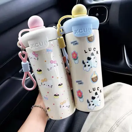 Bình Giữ Nhiệt 6000ml Có Quai Xách (Tặng Túi Trong Suốt) - Bình Nước Hoạt Hình Đáng Yêu Cho Học Sinh, Sinh Viên