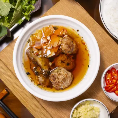Bún Chả Viên Nướng Than Hoa Thơm Nức Mũi