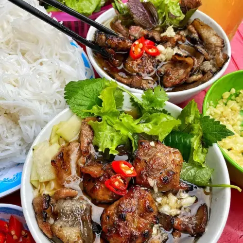 Bún Chả Viên Nướng Than Hoa Thơm Nức Mũi
