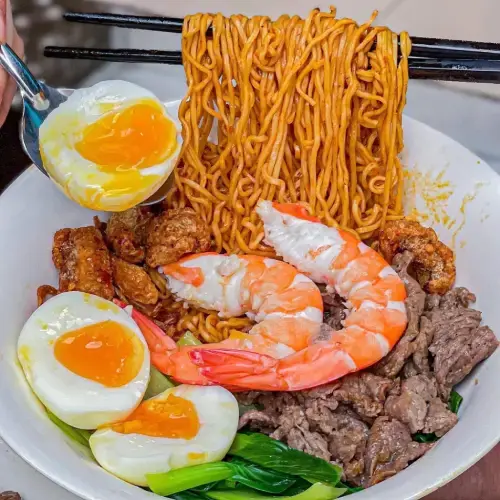 Mì Tôm Trộn Tóp Mỡ Hành Phi Siêu Đầy Đặn