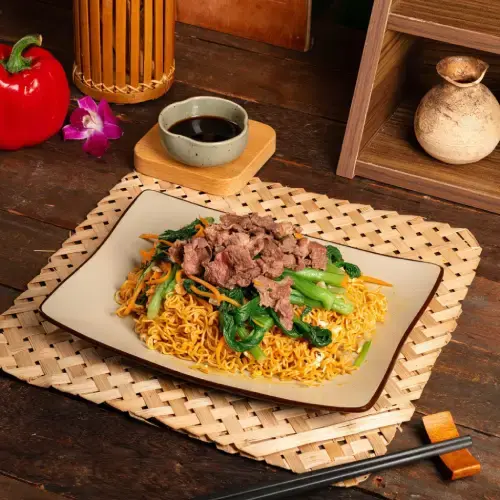 Mì Xào Bò - Hải Sản - Trứng Ốp La Sốt Cung Đình Đậm Đà