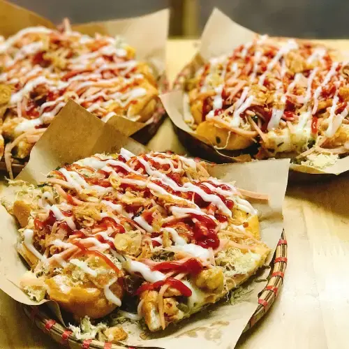 Bánh Mì Nướng Muối Ớt Siêu Topping Giòn Rụm