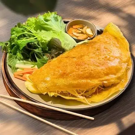 Bánh Xèo Giòn Rụm Đặc Biệt Thập Cẩm (Tôm + Thịt + Mực)
