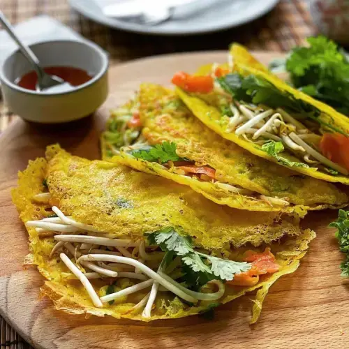 Bánh Xèo Giòn Rụm Đặc Biệt Thập Cẩm (Tôm + Thịt + Mực)