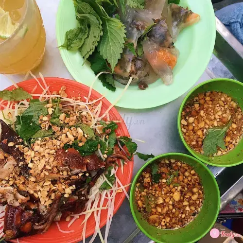 Nộm Bò Khô Đu Đủ Sợi Giòn Sần Sật - Thập Cẩm Siêu Topping