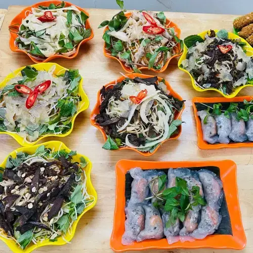Nộm Sứa Biển Giòn Sần Sật Thanh Mát - Thập Cẩm Sốt Chua Cay Dịu