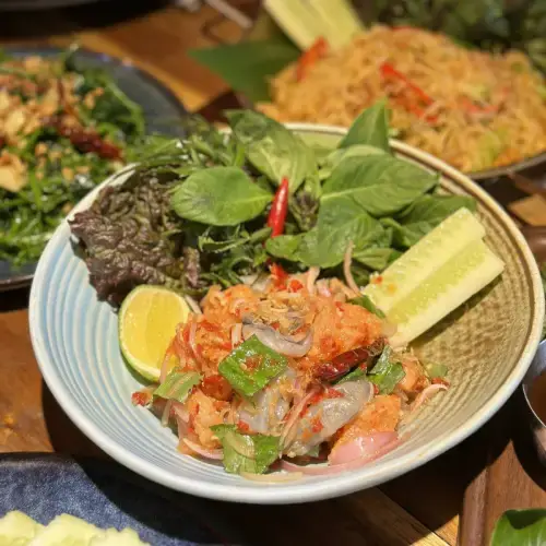 Nộm Sứa Biển Giòn Sần Sật Thanh Mát - Thập Cẩm Sốt Chua Cay Dịu