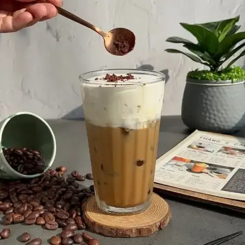 Cà Phê Muối Sốt Kem Mặn Đậm Vị Mộc